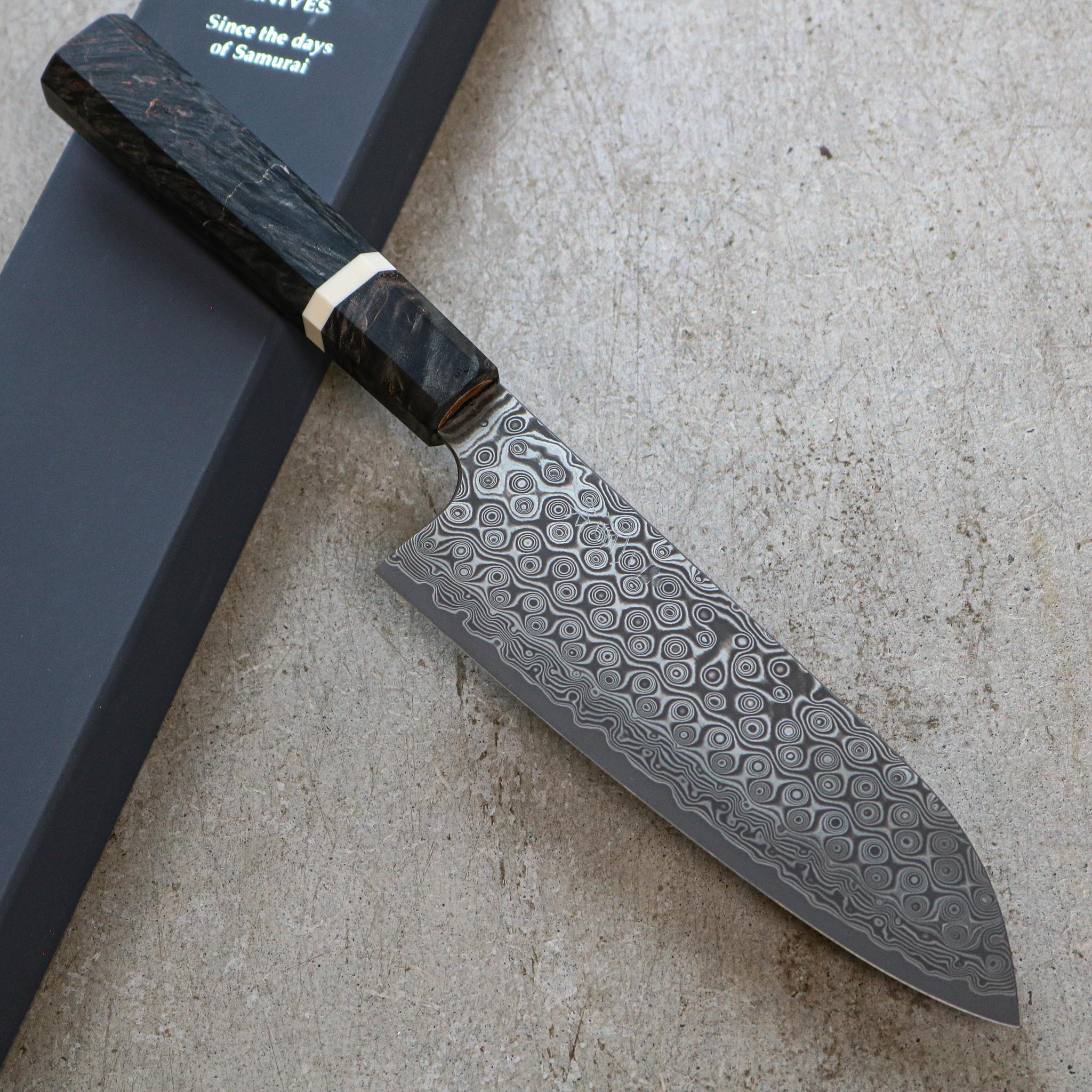 Nigara Hamono Damascus Anmon Santoku 170 mm