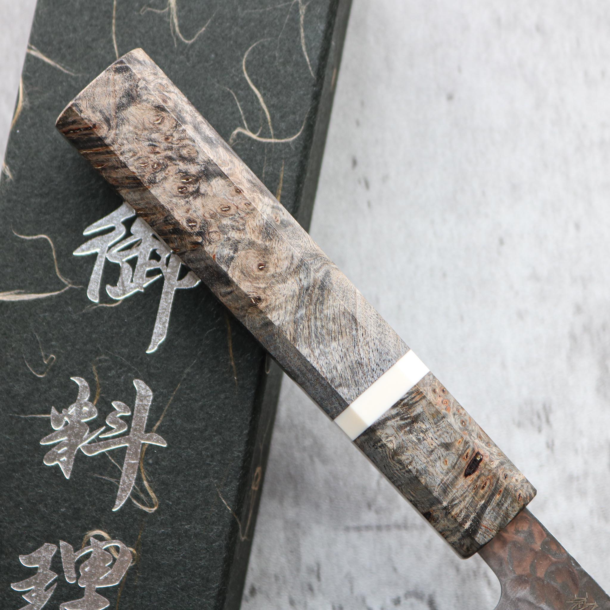 Hatsukokoro Tsuchime Ginsan Honesuki 150mm (Birchwood)