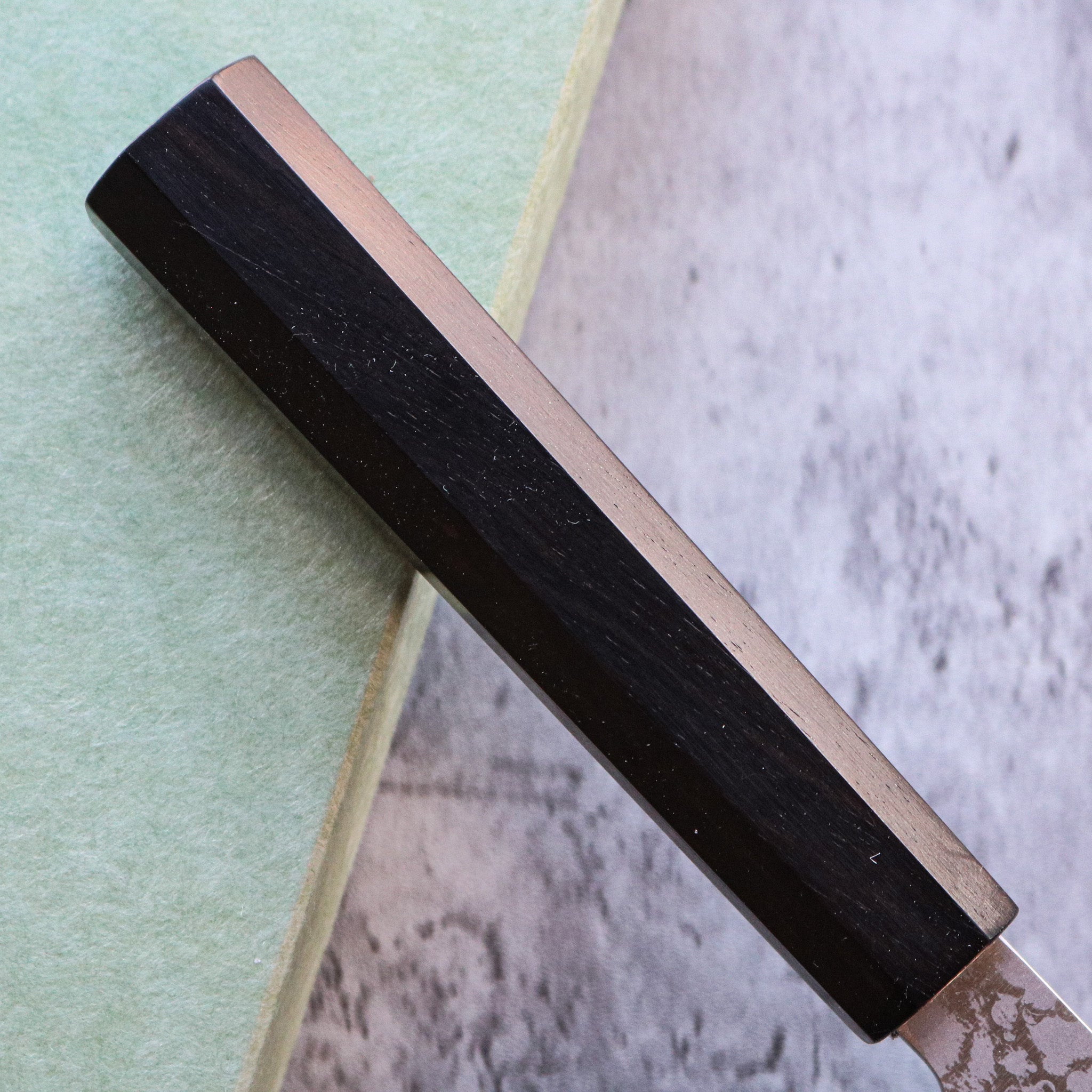 Makoto Kurosaki Damascus Santoku 165 mm