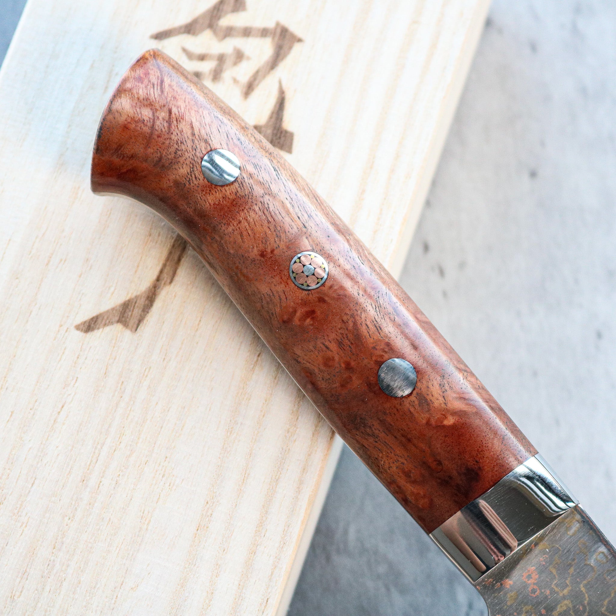 Takeshi Saji Rainbow Damascus Bunka 175 mm