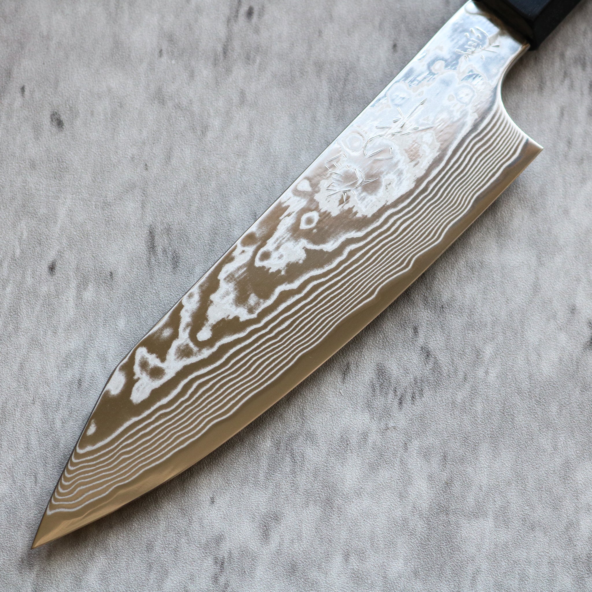 Kenshiro Hatono STRIX Damascus Kiritsuke Petty 135 mm Ebony No Spacer