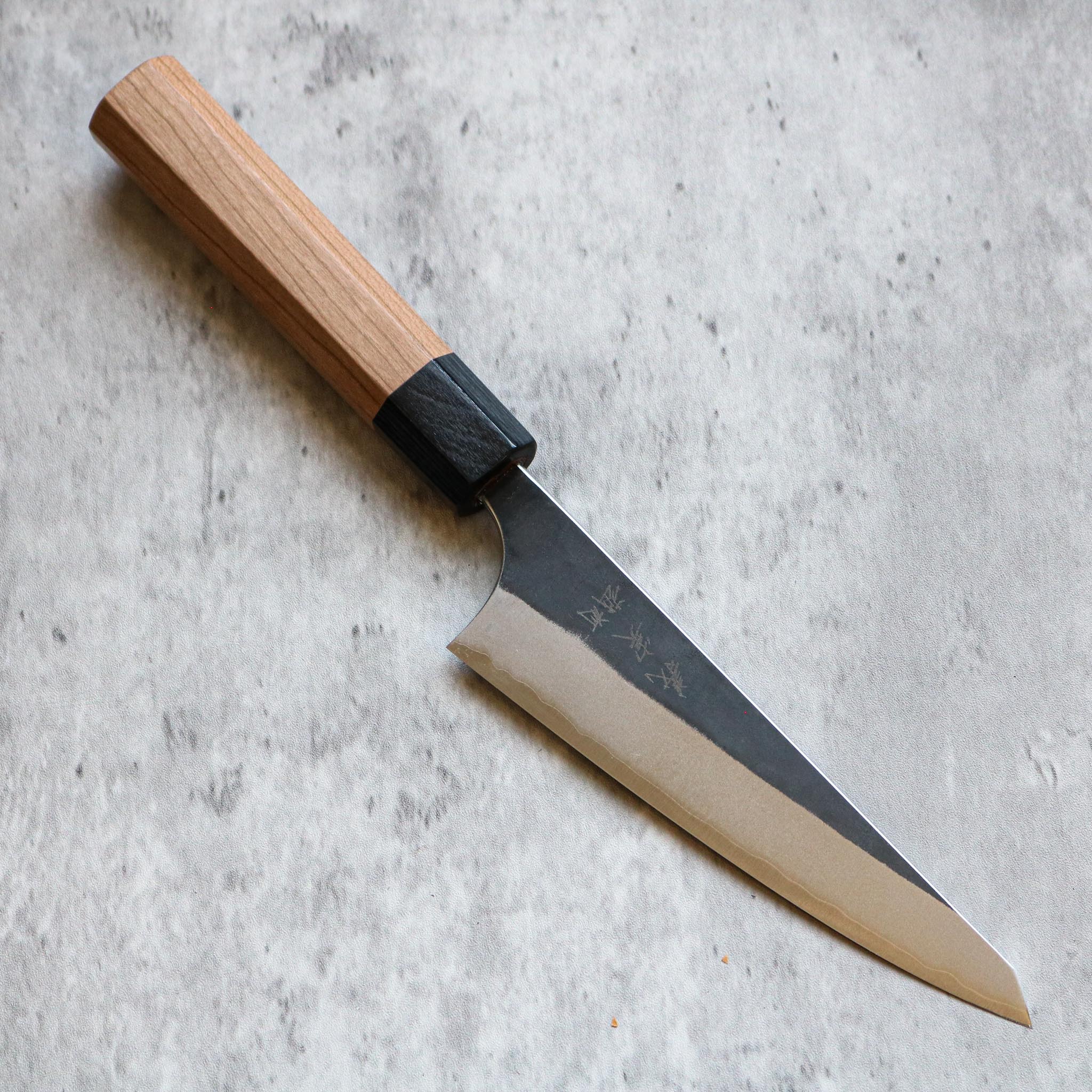 Yoshimi Kato AS Kurouchi Honesuki 150 mm Oak