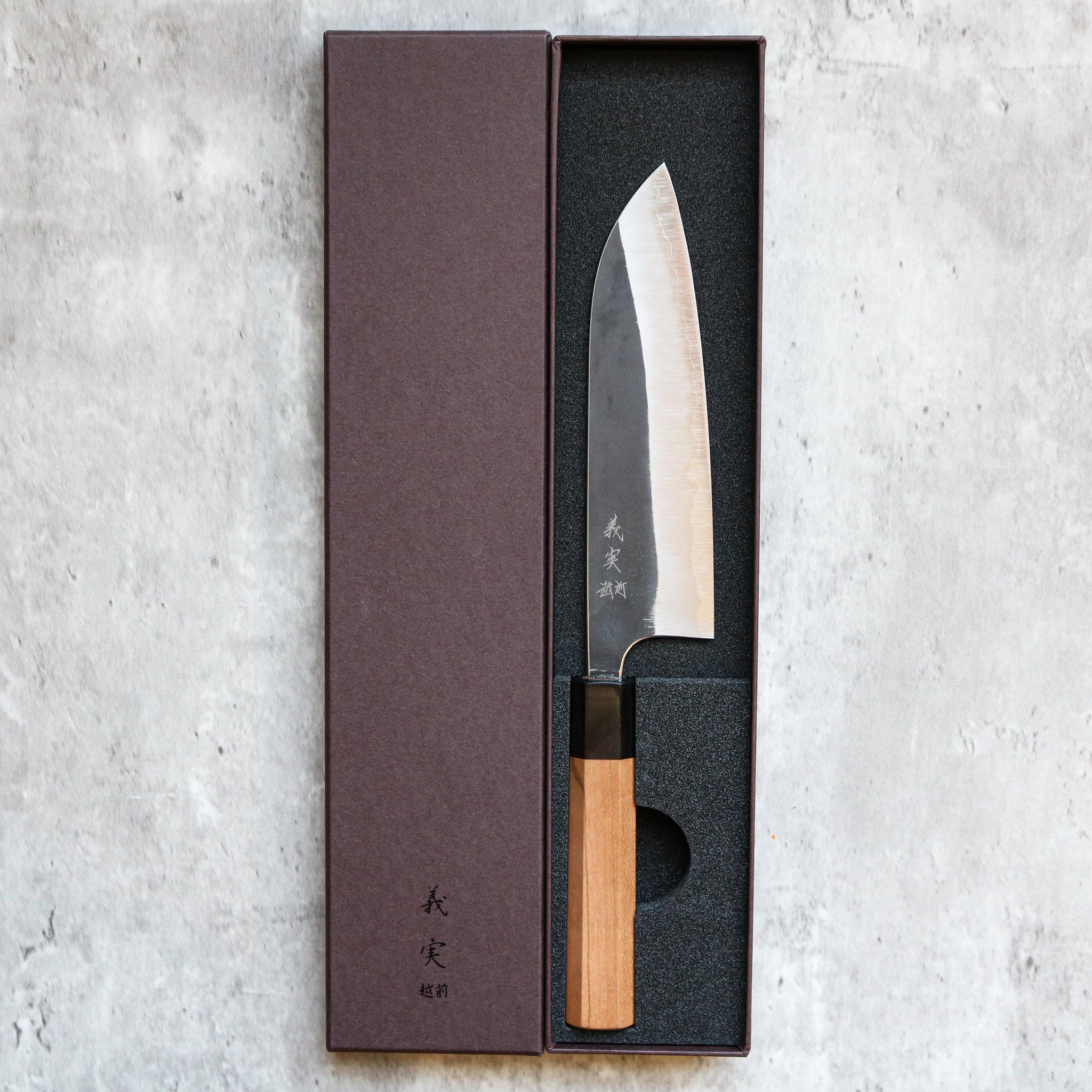 Yoshimi Kato AS Kurochi Santoku 170 mm Oak