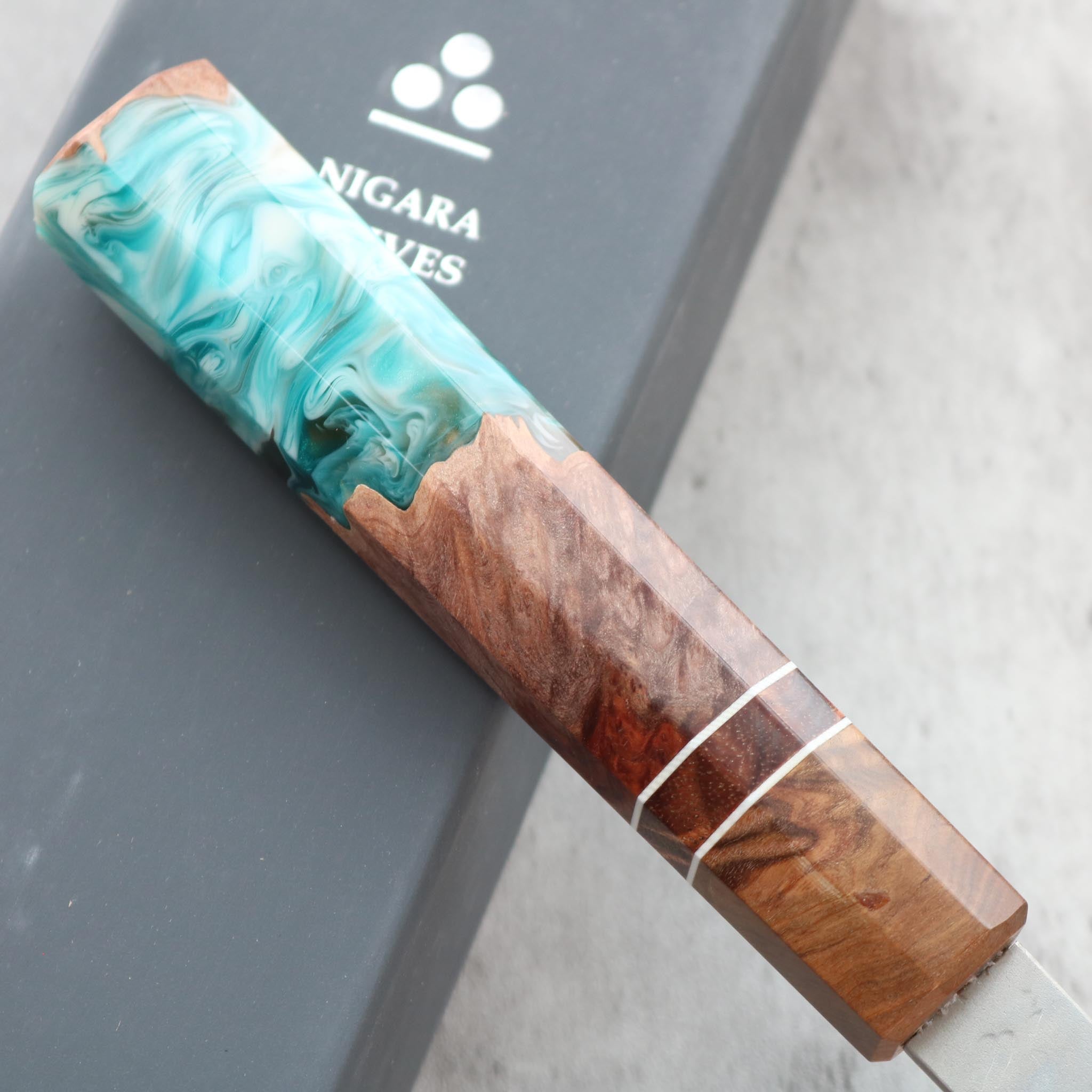 Nigara Hamono Tsuchime Damascus Gyuto 235 mm