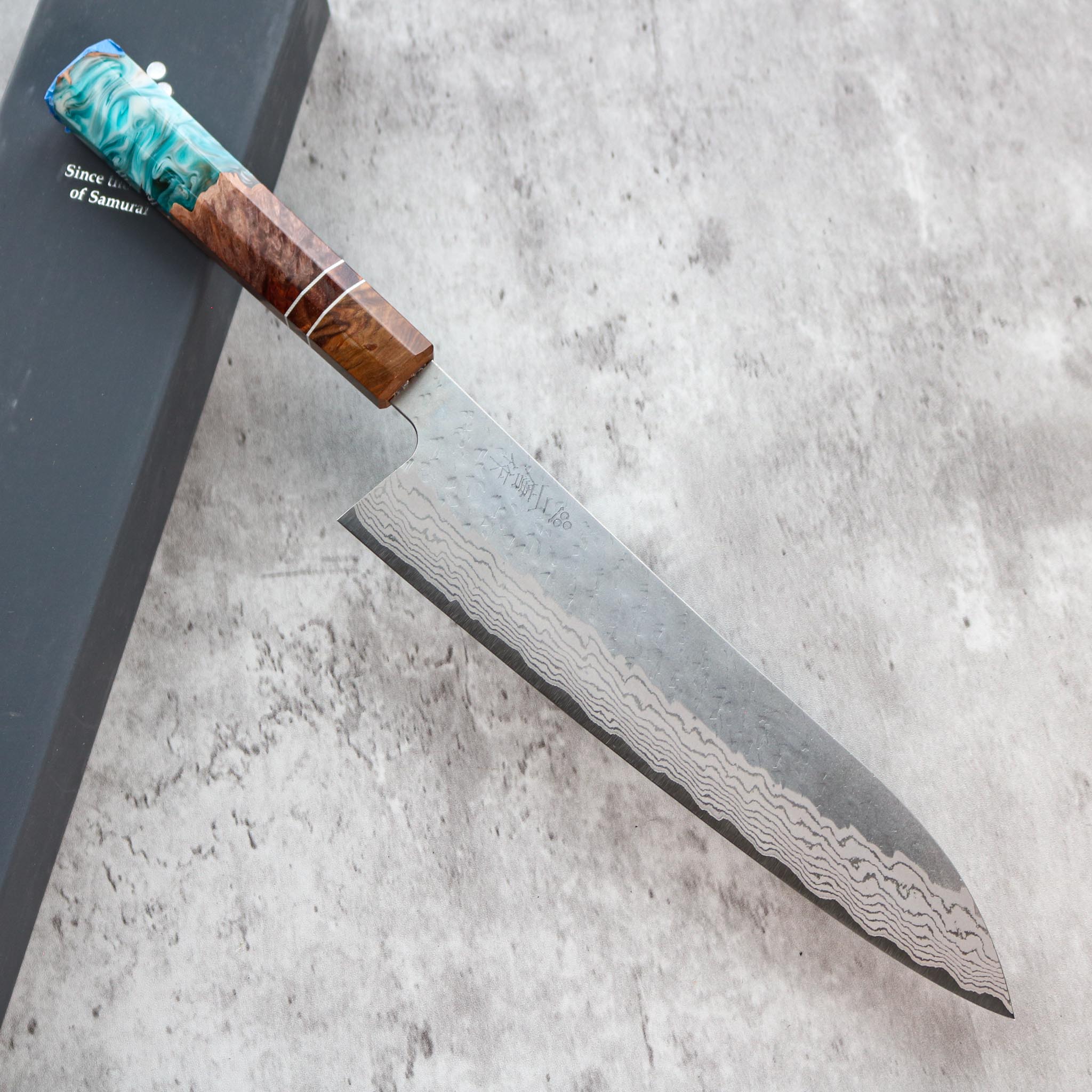 Nigara Hamono Tsuchime Damascus Gyuto 235 mm