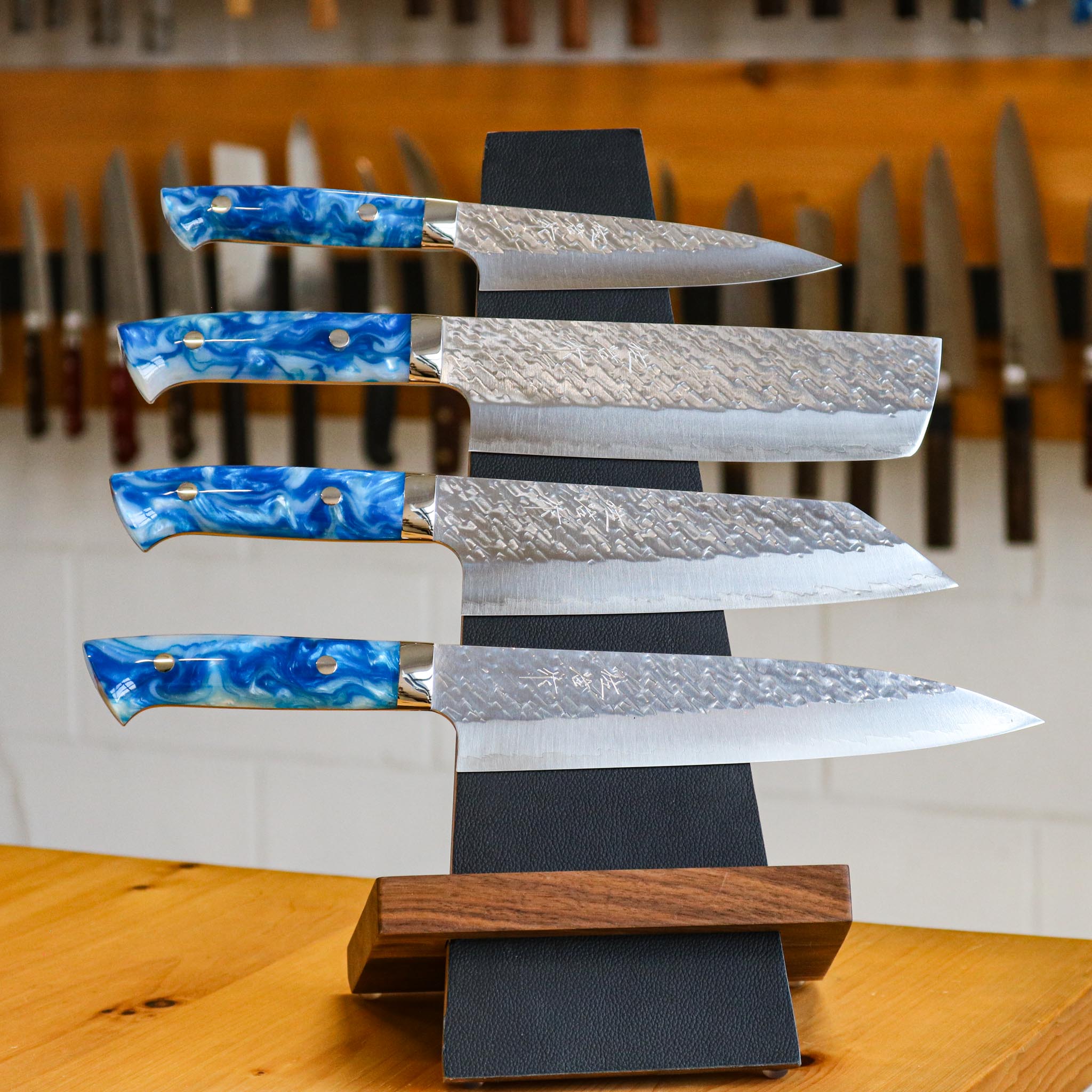 Takeshi Saji Strix 4 pc kit with free Stand