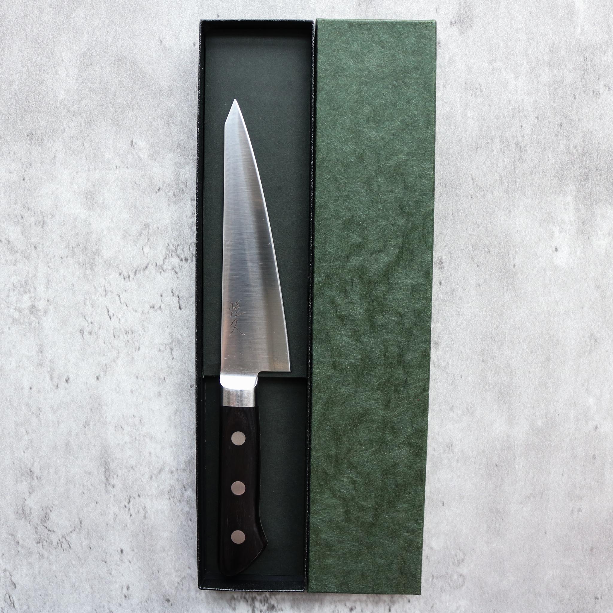Tsunehisa Migaki AUS8 Honesuki 150 mm Black Handle