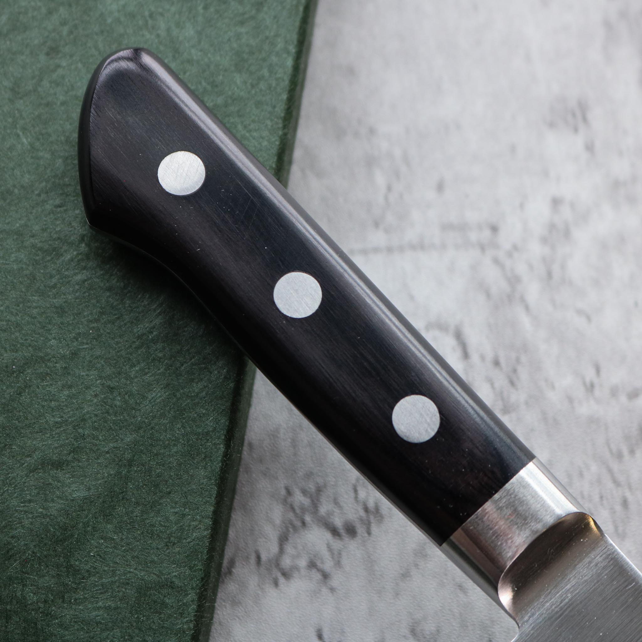 Tsunehisa Migaki AUS8 Honesuki 150 mm Black Handle