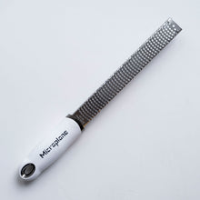 Load image into Gallery viewer, Microplane Premium Classic Zester
